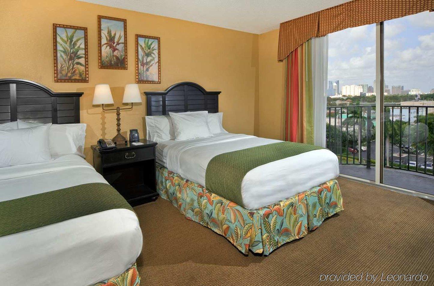 Embassy Suites By Hilton Fort Lauderdale 17Th Street Rum bild